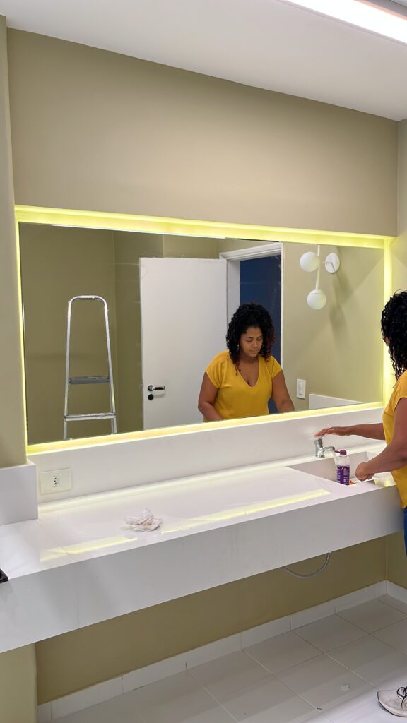 Espelho de parede para quarto Itaim Bibi